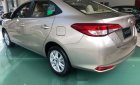 Toyota Vios E 2018 - Bán Toyota Vios E năm 2018, màu vàng cát