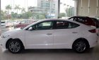 Hyundai Elantra   2018 - Bán ô tô Hyundai Elantra sản xuất 2018, màu trắng, giá tốt