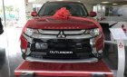 Mitsubishi Outlander 2018 - Bán xe Mitsubishi Outlander sản xuất năm 2018, màu đỏ, 808 triệu
