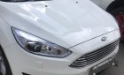 Ford Focus  1.5L Ecoboost Titanium 2 2017 - Bán xe Ford Focus Titanium năm sản xuất 2017, màu trắng, giá tốt