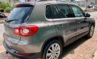 Volkswagen Tiguan 2.0 tfsi 2008 - Cần bán Volkswagen Tiguan 2.0 tfsi sản xuất 2008, màu xám, nhập khẩu