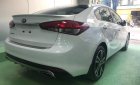 Kia Cerato 1.6 AT 2017 - Cần bán Kia Cerato 1.6 AT năm sản xuất 2017, màu trắng, giá tốt