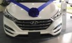 Hyundai Tucson   2018 - Cần bán xe Hyundai Tucson năm 2018, màu trắng, giá 828tr