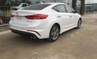 Hyundai Elantra 2018 - Bán xe Hyundai Elantra 2018 khuyến mại rẻ giật mình