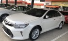 Toyota Camry 2.0E AT 2018 - Bán ô tô Toyota Camry 2.0E AT model 2019, màu trắng