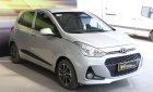 Hyundai Grand i10 1.2AT 2017 - Cần bán Hyundai Grand i10 1.2AT sản xuất năm 2017, màu bạc, giá tốt