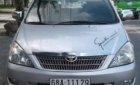 Toyota Innova J 2007 - Bán Toyota Innova J đời 2007, màu bạc xe gia đình, giá 300tr