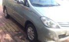 Toyota Innova 2.0G 2010 - Bán Toyota Innova 2.0G đời 2010, màu bạc