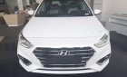 Hyundai Accent   2018 - Bán ô tô Hyundai Accent 2018, màu trắng, số sàn