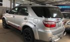 Toyota Fortuner V 2.7AT  2010 - Bán xe Toyota Fortuner V 2.7AT 2010, màu bạc