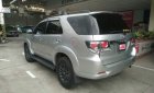 Toyota Fortuner 2016 - Bán Toyota Fortuner đời 2016, màu bạc số sàn, 945 triệu