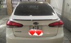 Kia Cerato 1.6 MT 2016 - Gia đình bán Kia Cerato 1.6 MT 2016, màu trắng