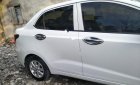 Hyundai Grand i10 2016 - Cần bán Hyundai Grand i10 năm 2016, màu trắng, nhập khẩu nguyên chiếc xe gia đình 