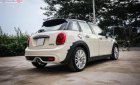 Mini Cooper 2015 - Cần bán xe Mini Cooper đời 2015, màu trắng, xe nhập 