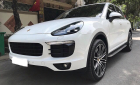 Porsche Cayenne   2015 - Cần bán xe Porsche Cayenne màu trắng đời 2016, giá cực tốt