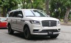 Lincoln Navigator  L 2018 - Cần bán Lincoln Navigator L năm sản xuất 2018, màu trắng, xe nhập