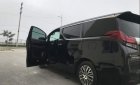 Toyota Alphard 2016 - Cần bán gấp Toyota Alphard năm sản xuất 2016, màu đen, nhập khẩu nguyên chiếc còn mới