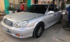 Hyundai Sonata 2.0 MT 2003 - Cần bán xe Hyundai Sonata 2.0 MT sản xuất 2003, màu bạc, nhập khẩu 