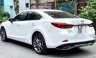 Mazda 6  2.0 Premium  2017 - Cần bán Mazda 6 2.0 Premium 2017, màu trắng chính chủ, giá 875tr