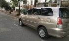 Toyota Innova G 2012 - Tôi muốn bán xe Toyota Innova 2.0G màu ghi vàng, sx 2012, chính chủ gia đình từ đầu