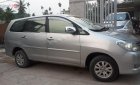 Toyota Innova MT 2010 - Bán xe Toyota Innova đời 2010, màu bạc