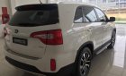 Kia Sorento DATH 2018 - Cần bán Kia Sorento DATH 2018, màu trắng, giá 949tr