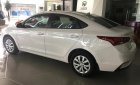 Hyundai Accent 1.4 MT Base 2018 - Bán ô tô Hyundai Accent 1.4 MT Base, màu trắng giao ngay, giá cực tốt