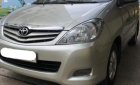 Toyota Innova   G  2010 - Cần bán gấp Toyota Innova G đời 2010, màu bạc, xe gia đình