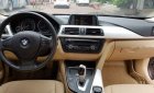 BMW 3 Series   320i  2012 - Cần bán xe BMW 3 Series 320i 2012, màu đỏ như mới, giá 810tr