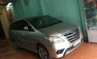 Toyota Innova E 2016 - Bán xe Toyota Innova E đời 2016, màu kem (be)