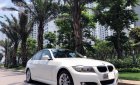 BMW 3 Series 320i 2010 - Bán BMW 320i sản xuất 2010, màu trắng rất mới và giữ gìn