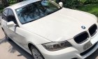 BMW 3 Series 320i 2010 - Bán BMW 320i sản xuất 2010, màu trắng rất mới và giữ gìn