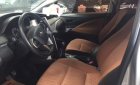 Toyota Innova E 2017 - Bán Toyota Innova E đời 2017, màu xám số sàn, giá tốt