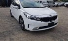 Kia Cerato 1.6AT 2016 - Bán Kia Cerato 1.6AT sản xuất năm 2016, màu trắng xe gia đình