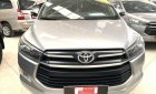 Toyota Innova E 2017 - Cần bán Innova 2.0E năm sản xuất 2017, màu bạc, giá tốt