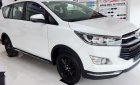Toyota Innova Venturer 2018 - Cần bán xe Toyota Innova Venturer năm 2018, màu trắng