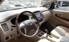 Toyota Innova V 2014 - Cần bán Toyota Innova V năm 2014, màu bạc số tự động