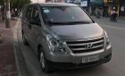 Hyundai Starex 2015 - Cần bán gấp Hyundai Starex đời 2015, màu bạc, xe nhập 