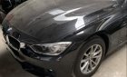 BMW 3 Series  320i  2013 - Cần bán lại xe BMW 320i đời 2013, màu đen, nhập khẩu còn mới, giá chỉ 880 triệu
