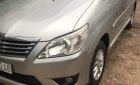 Toyota Innova  E  2013 - Cần bán xe Toyota Innova E đời 2013 giá cạnh tranh