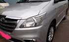 Toyota Innova E 20143 - Bán Toyota Innova E đời 2014, màu bạc số sàn, giá chỉ 445 triệu