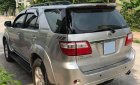 Toyota Fortuner 2011 - Cần tiền tiêu Tết bán Fortuner 2011, số tự động, máy xăng, màu bạc