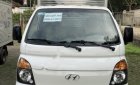 Hyundai H 100 2016 - Bán xe Hyundai H100, 1 tấn, máy cơ, SX 2016, ĐK 2/2017, màu trắng, thùng kín