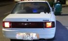 Mazda 323  MT 1993 - Cần bán lại xe Mazda 323 MT 1993, màu trắng, xe đẹp