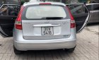 Hyundai i30   CW   2009 - Bán ô tô Hyundai i30 CW đời 2009, màu bạc, 385 triệu