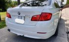BMW 5 Series  528i  2010 - Cần bán BMW 5 Series 528i sản xuất năm 2010, màu trắng, xe còn mới tinh