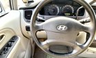Hyundai Trajet 2007 - Hyundai Trajet tự động 2007 nhập mới 2012, 8 chỗ màu bạc, máy xăng 100km 10 lít, xe nhà xài
