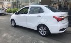 Hyundai Grand i10   1.2 AT 2019 - Cần bán Hyundai Grand i10 1.2 AT sản xuất 2019, màu trắng, xe có sẵn đủ màu giao ngay