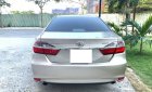 Toyota Camry 2.5Q 2016 - Bán Camry 2.5Q 2016 màu vàng cát, xe đẹp đi 25.000km bao kiểm tra tại hãng