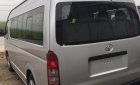 Toyota Hiace 2016 - Bán ô tô Toyota Hiace 2016 đẹp như mới giá cạnh tranh